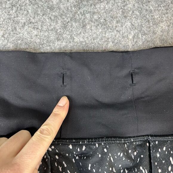 Lululemon Drop It Crop Pants Womens 6 Black Harem Capri Stretch Splatter Print - Picture 4 of 9